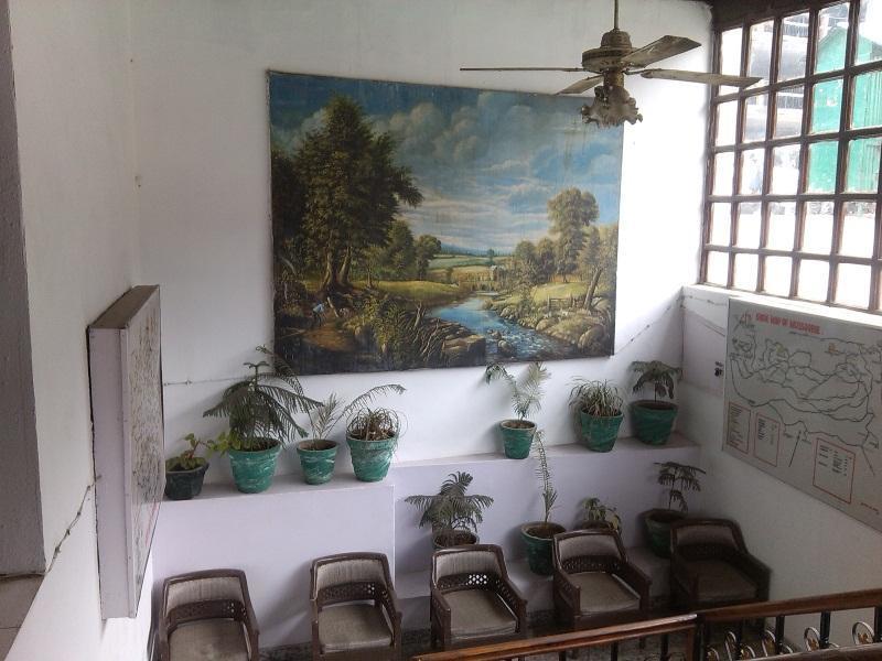 Hotel Library Presidency 穆索里 外观 照片